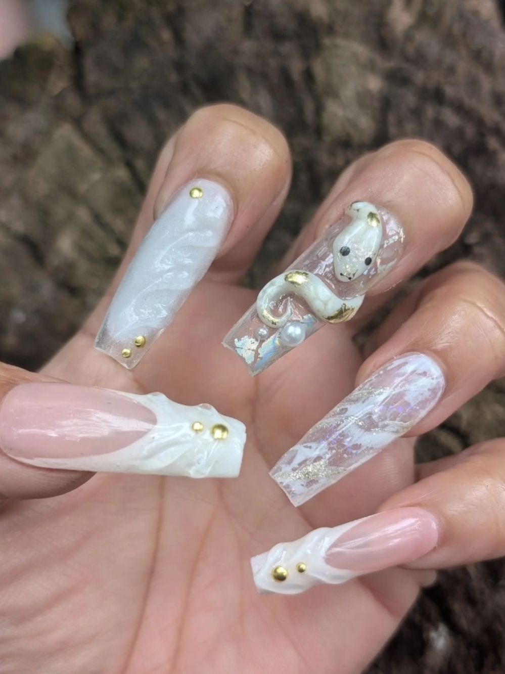 Handcrafted Press On Nails Snake / White / Gold Accent